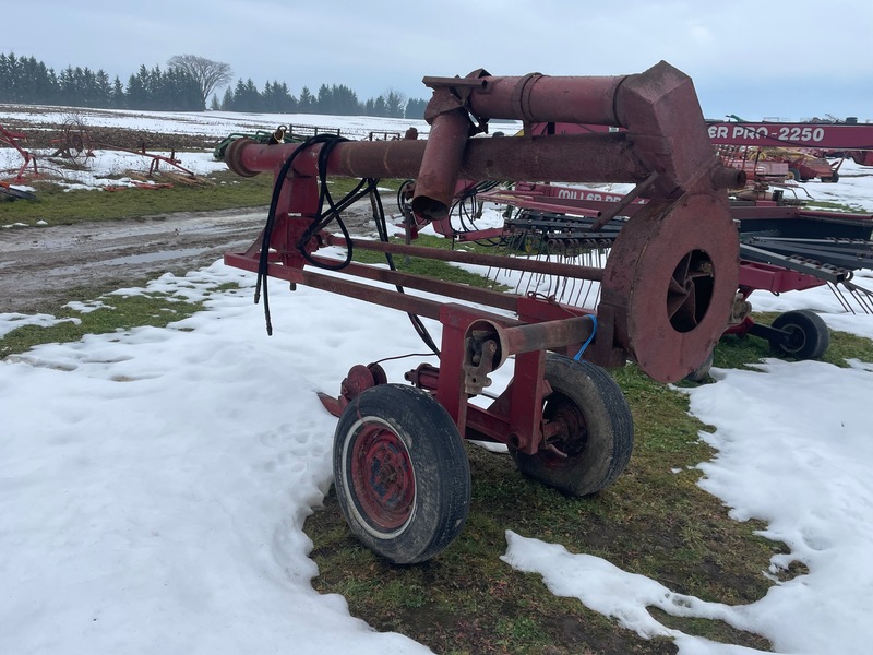 Manure Equipment  Nuhn Manure Pump - 6" x 7.5' Photo